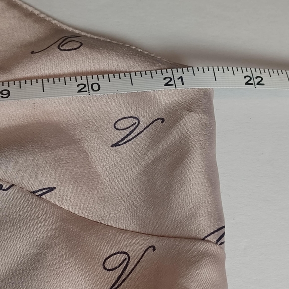 Victoria Secret XL Strappy Pink Sleepwear‎ Pajamas Shirt Tank Top Logo Racerback - Picture 6 of 7